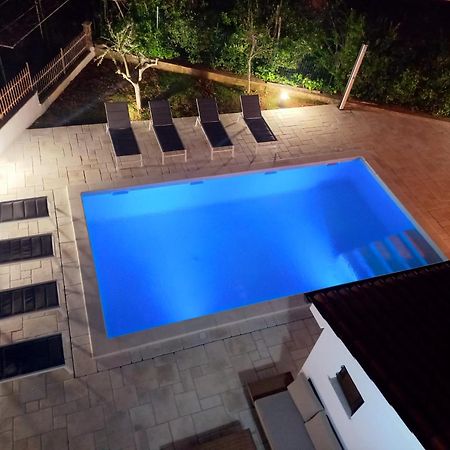 Big Swimming Pool Apartment Monvidal PUY 외부 사진