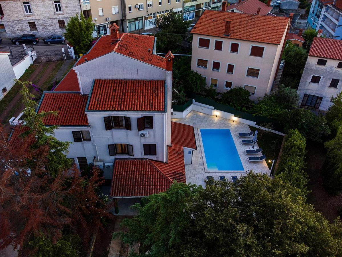 Big Swimming Pool Apartment Monvidal PUY 외부 사진