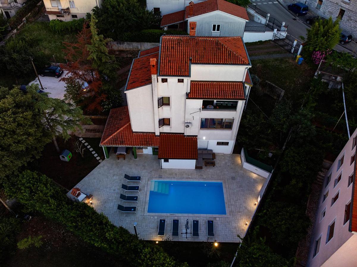 Big Swimming Pool Apartment Monvidal PUY 외부 사진