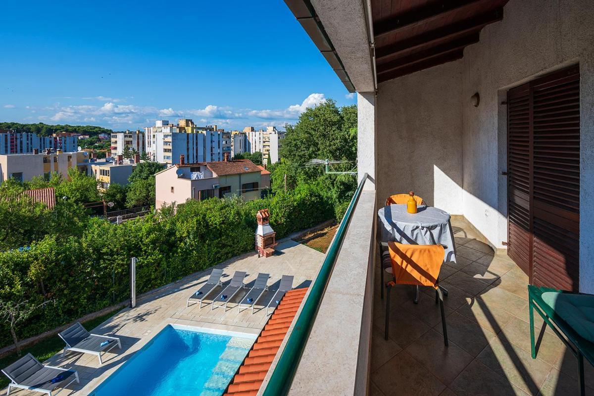 Big Swimming Pool Apartment Monvidal PUY 외부 사진
