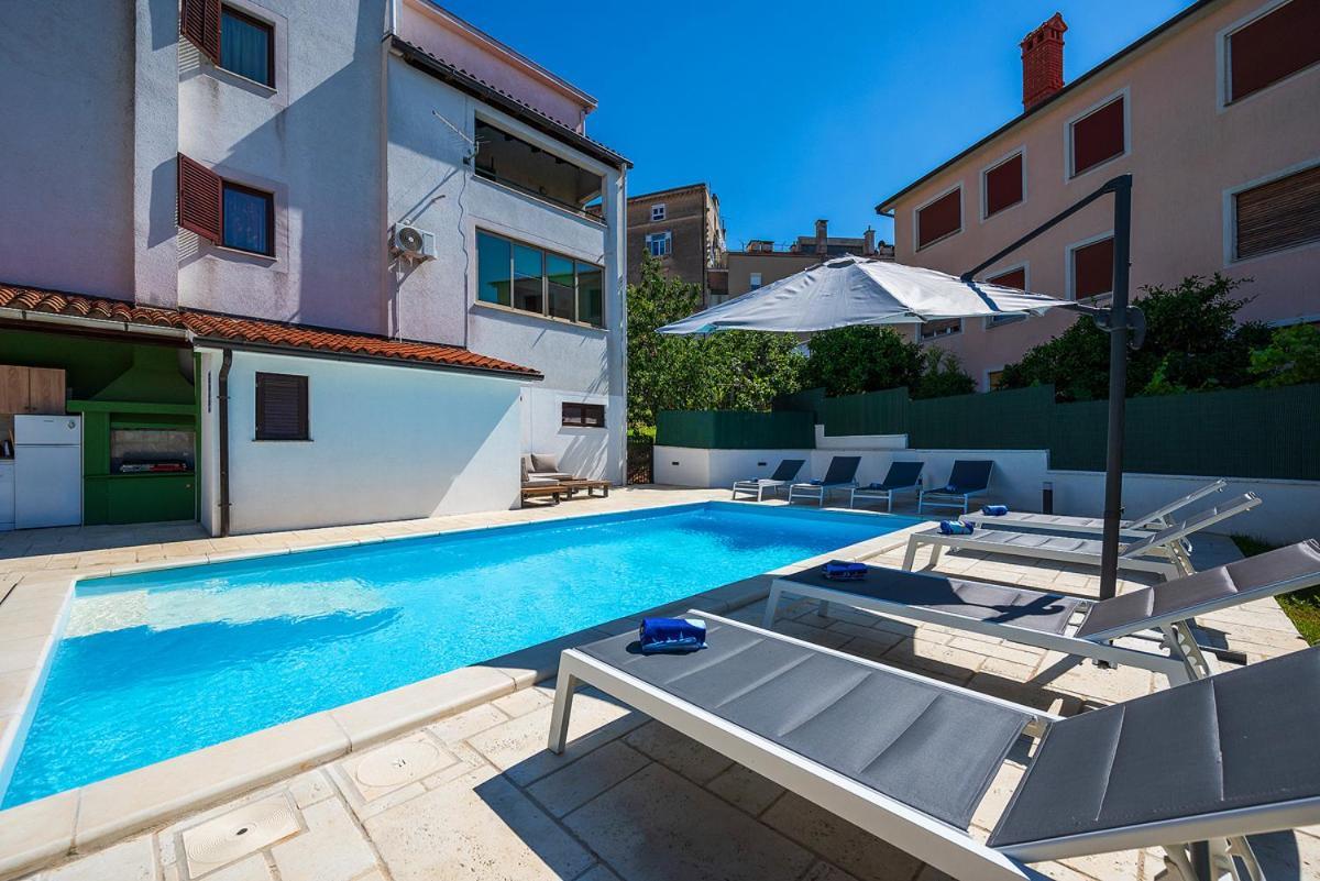 Big Swimming Pool Apartment Monvidal PUY 외부 사진