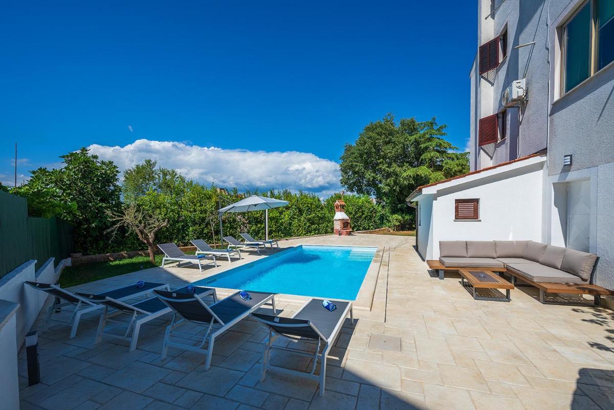 Big Swimming Pool Apartment Monvidal PUY 외부 사진