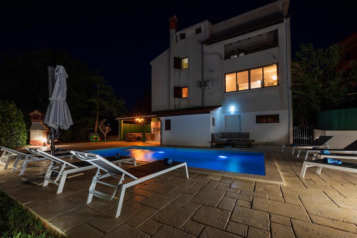 Big Swimming Pool Apartment Monvidal PUY 외부 사진